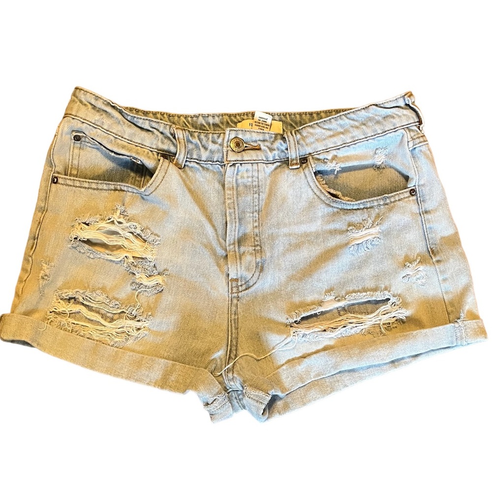 Forever 21 Los Angeles denim ripped Jean shorts size       US 30